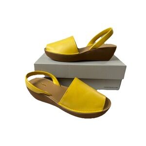 Kenneth Cole‎ Reaction Womens Fine Glass Yellow Buttercream Wedge Sandals 9.5